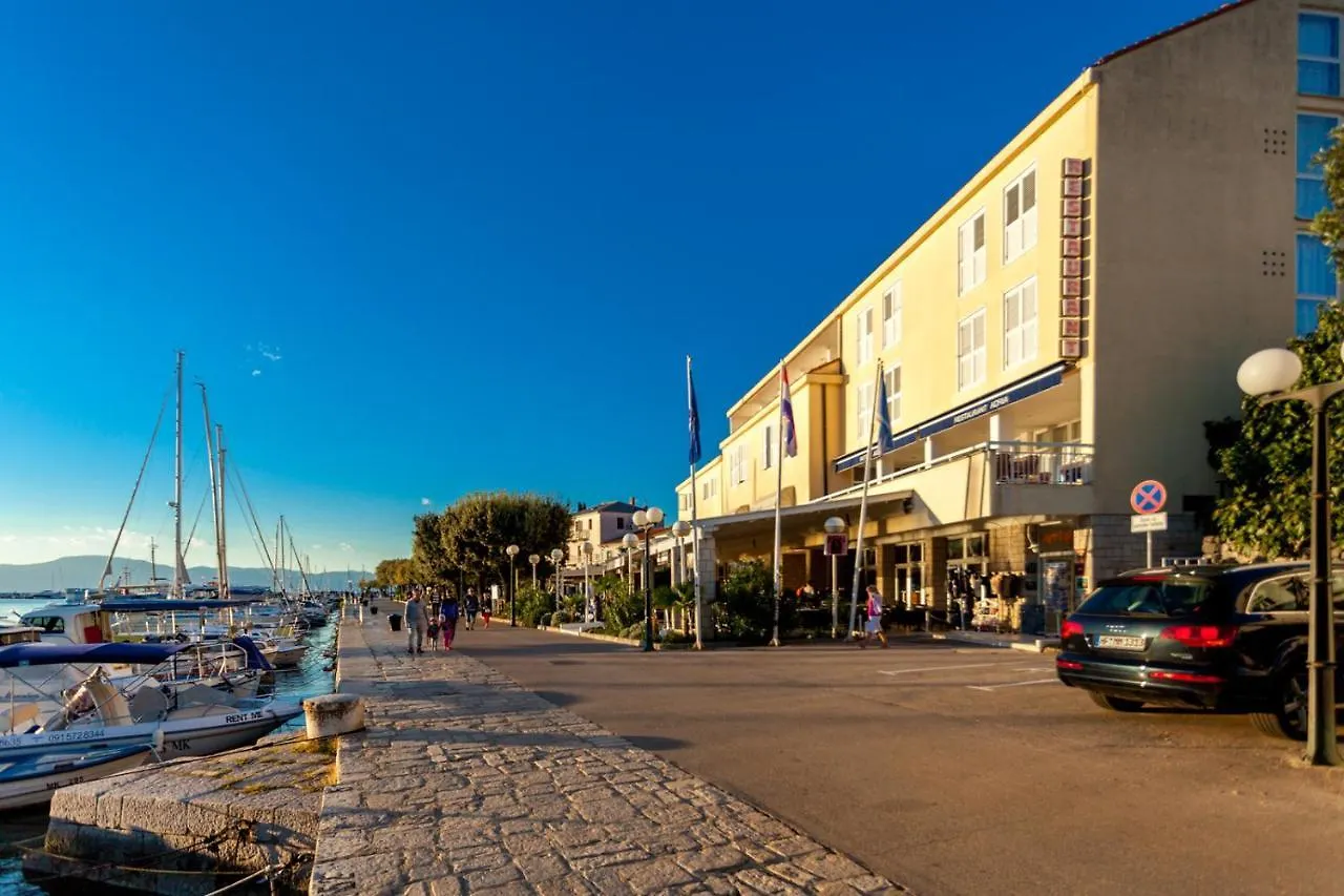 Hotel Adria Malinska 3*,  Croatia