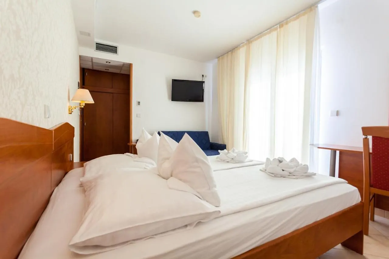 Hotel Adria Malinska