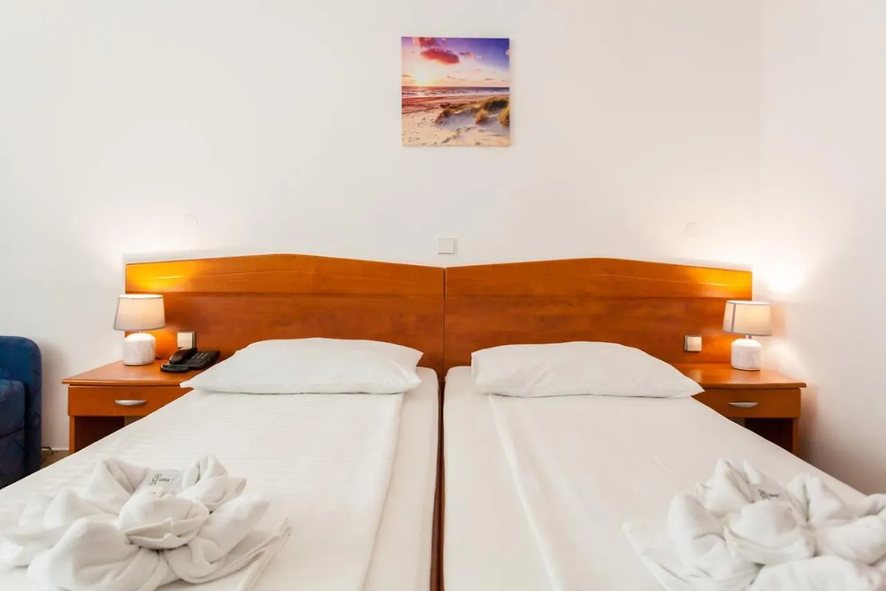 Hotel Adria Malinska